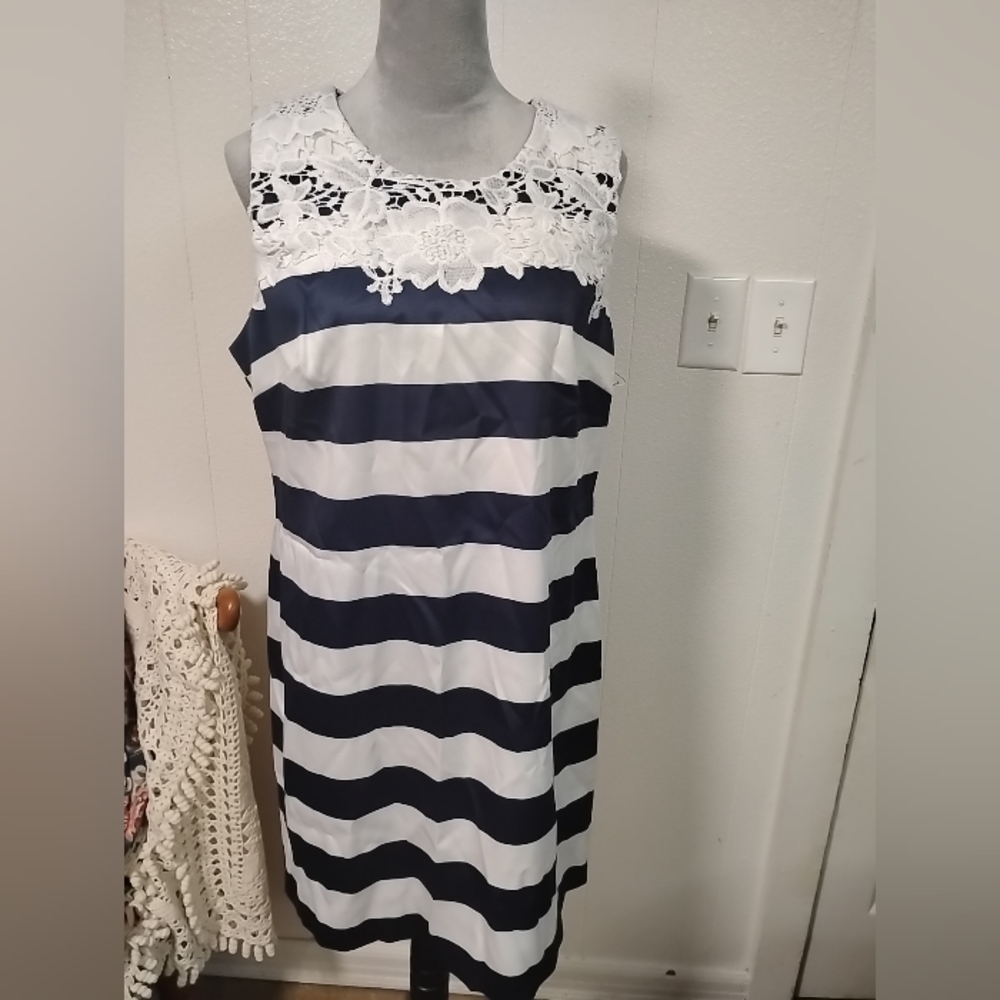 Madison Leigh Dress Size 16  Sleeveless Blue White Nautical Coastal Grandma